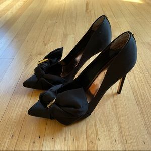 Ted Baker DoraBow heels size 8.5